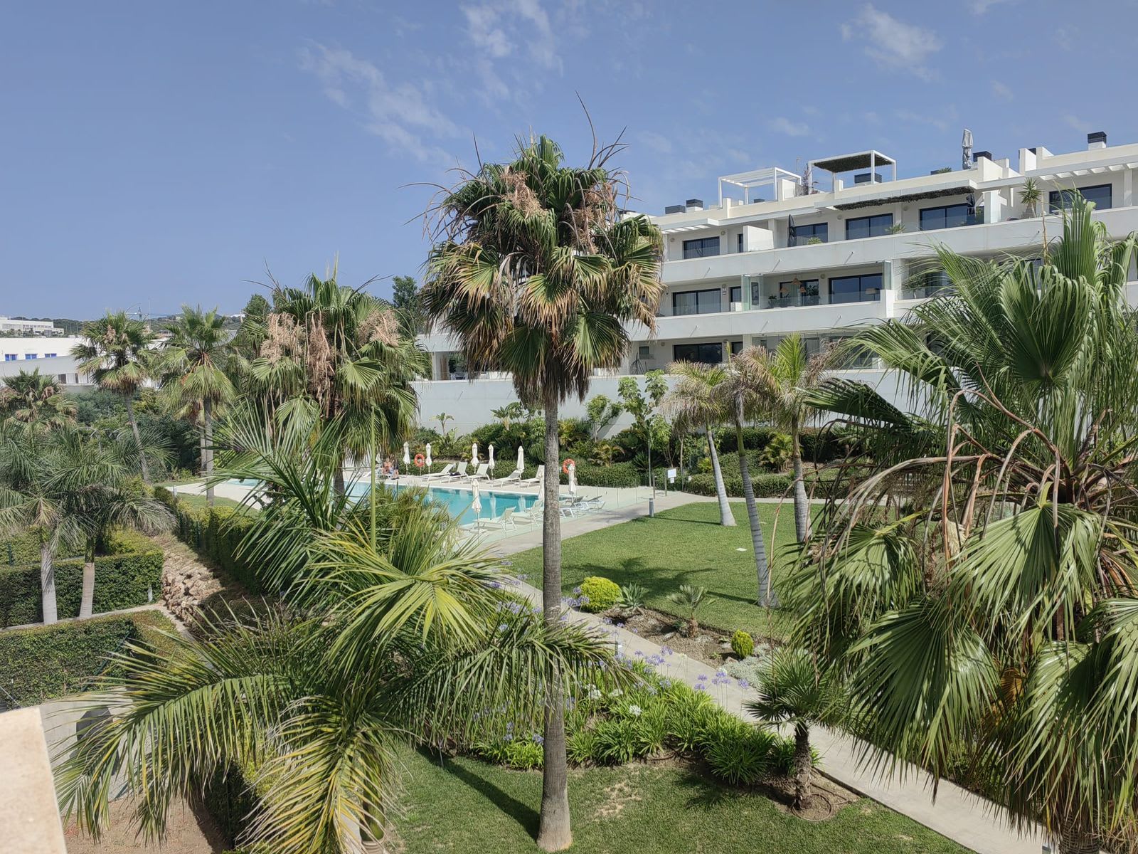 Toppleilighet til salgs i Estepona, Bilde 2