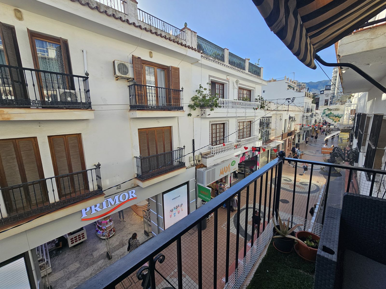 Leilighet midt i bygget til salgs i Torremolinos Centro, Bilde 3