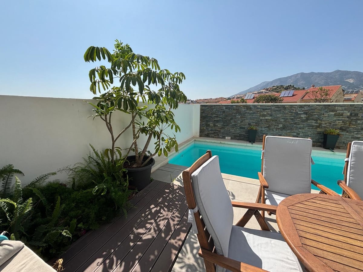 Frittliggende villa til salgs i Los Pacos, Fuengirola, Bilde 3