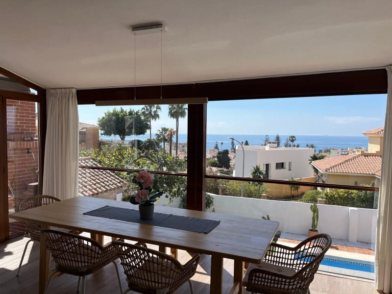 Frittliggende villa til salgs i Rincón de la Victoria