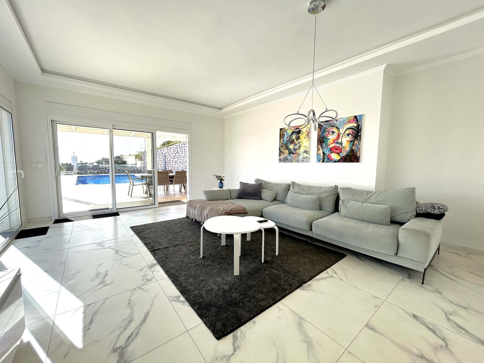 Frittliggende villa til salgs i Mijas Costa, Bilde 2