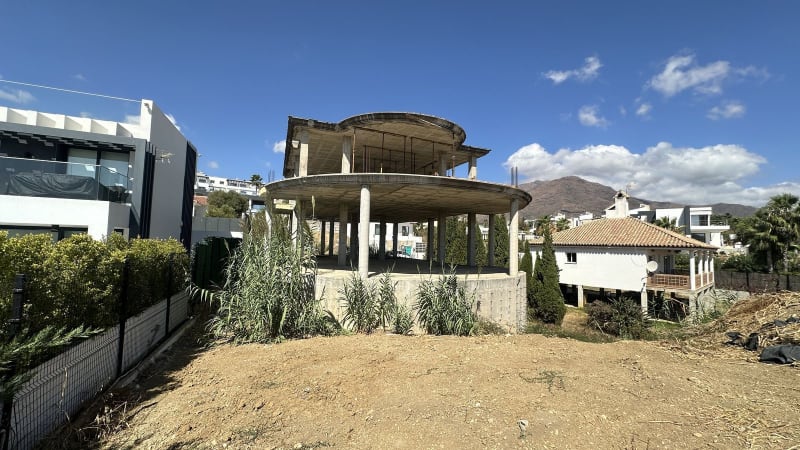 Villa til salgs i Valle Romano, Estepona