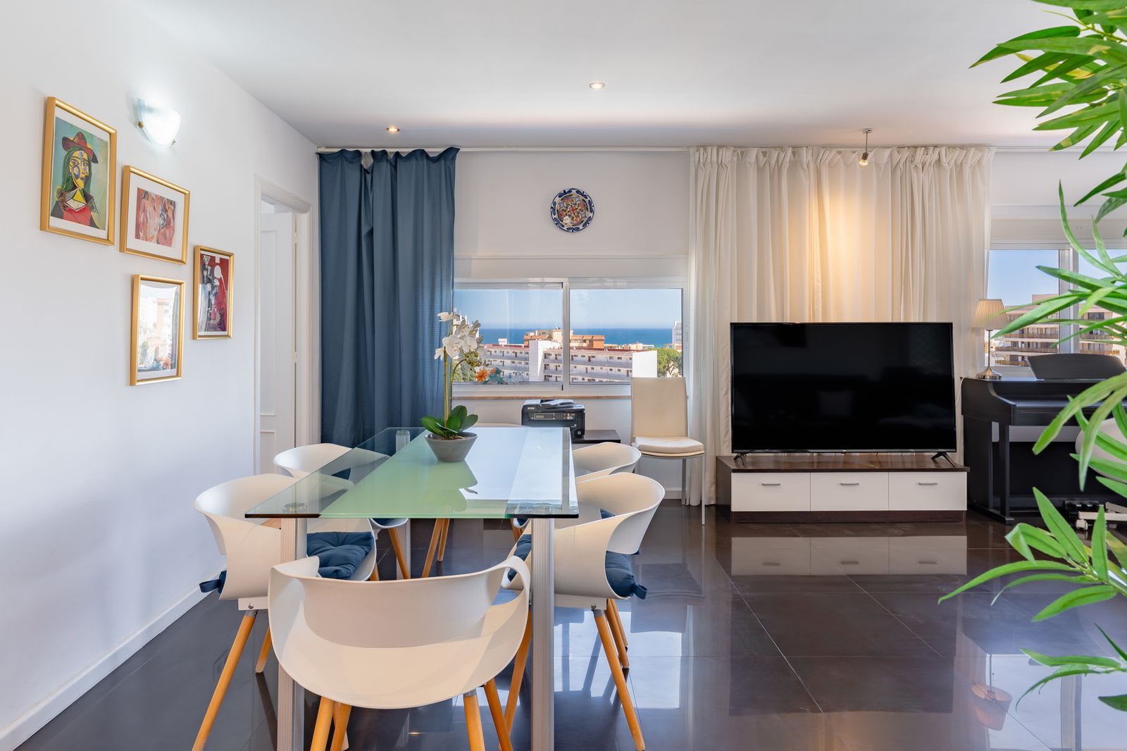 Penthouse til salgs i La Carihuela, Bilde 2