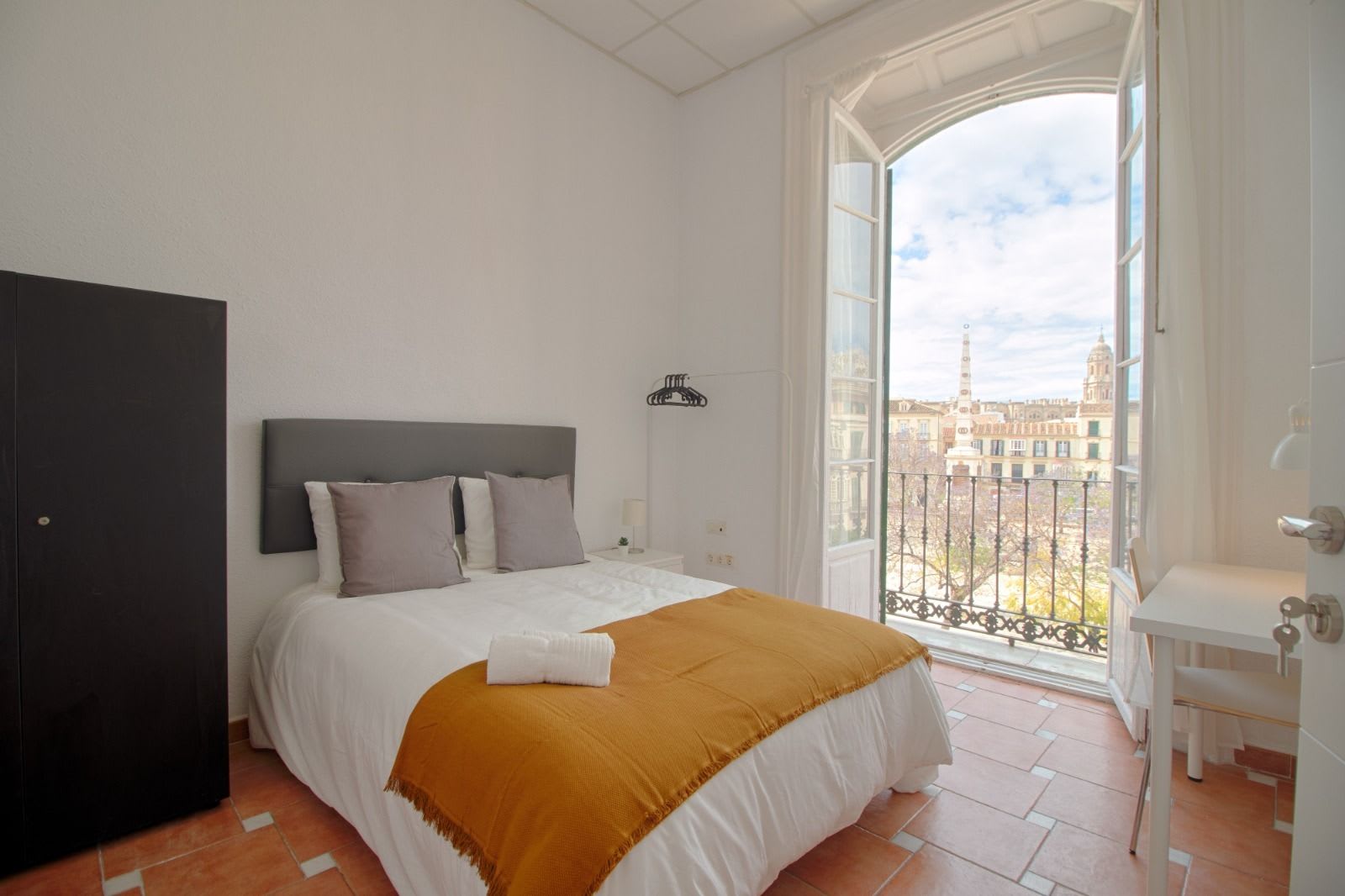 Leilighet midt i bygget til salgs i Málaga, Bilde 2