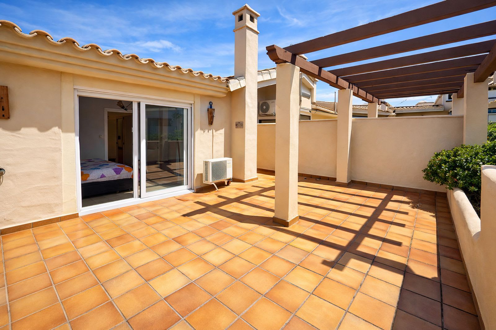 Duplex-penthouse til salgs i La Duquesa, Bilde 3
