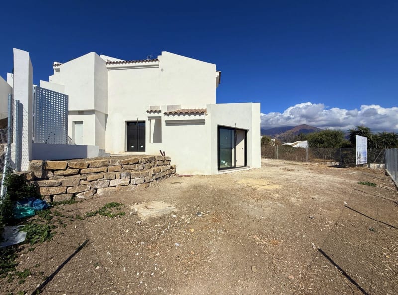 Tomannsbolig til salgs i Estepona