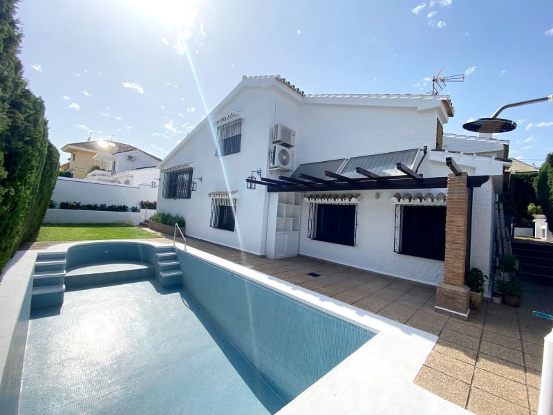 Villa til salgs i Fuengirola