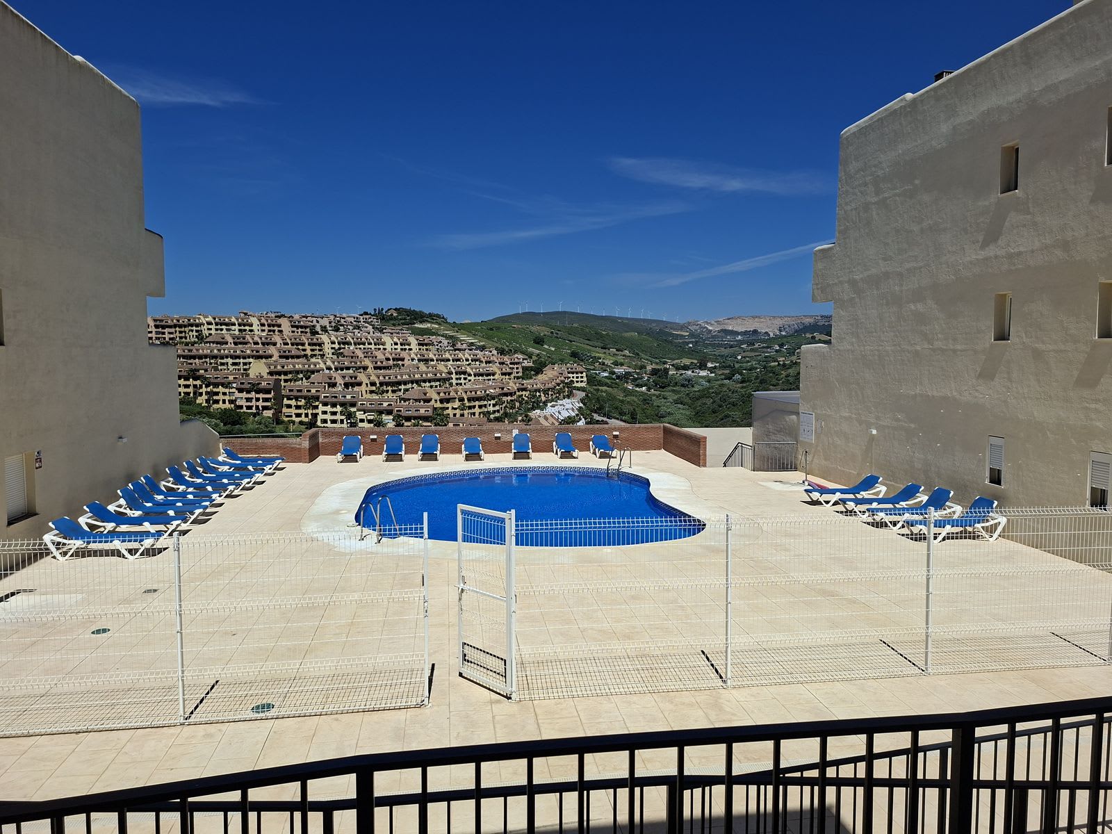 Penthouse til salgs i La Duquesa, Bilde 3