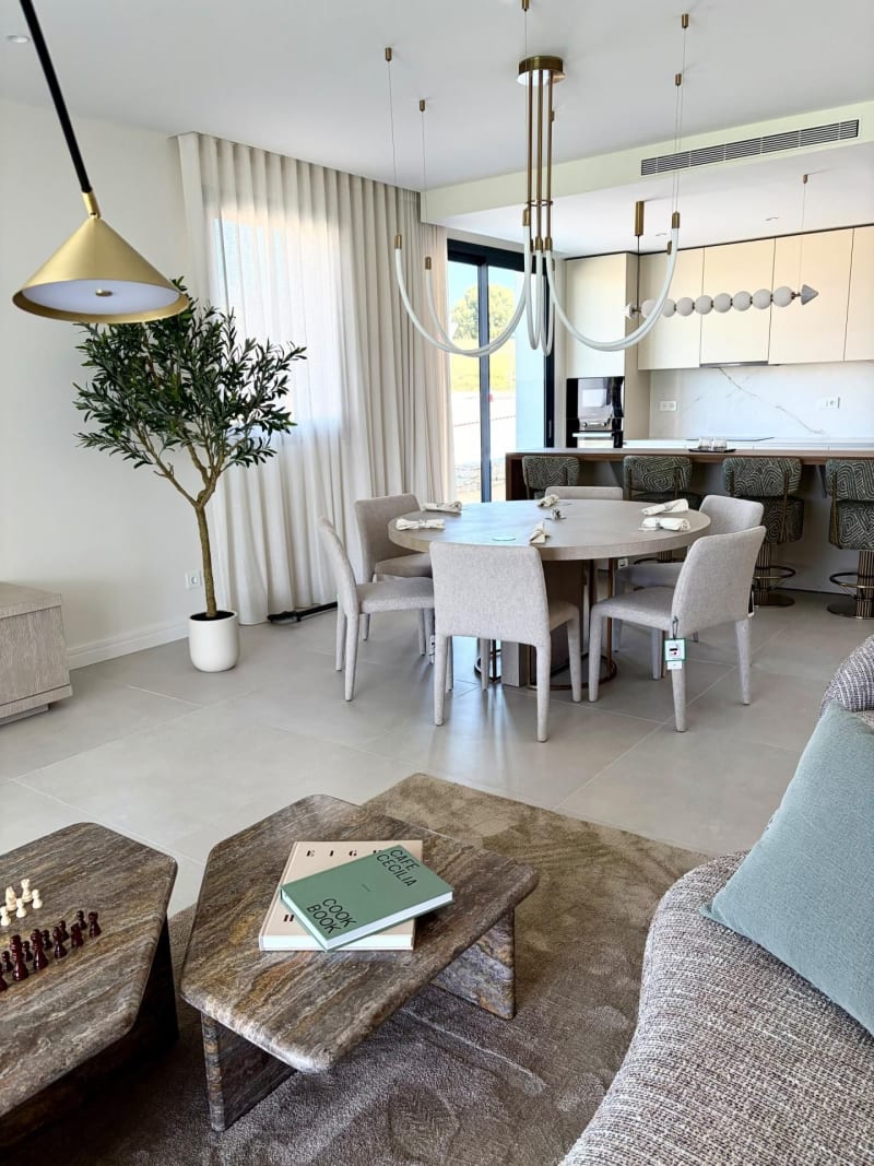 Leilighet på bakkeplan til salgs i Estepona