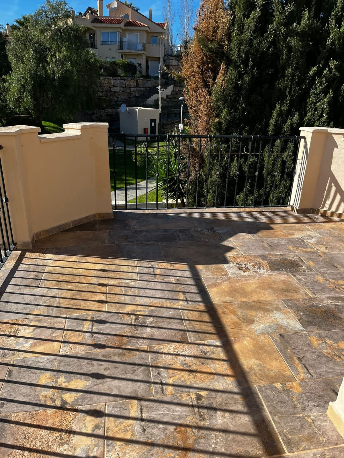 Tomannsbolig til salgs i Riviera del Sol, Bilde 2