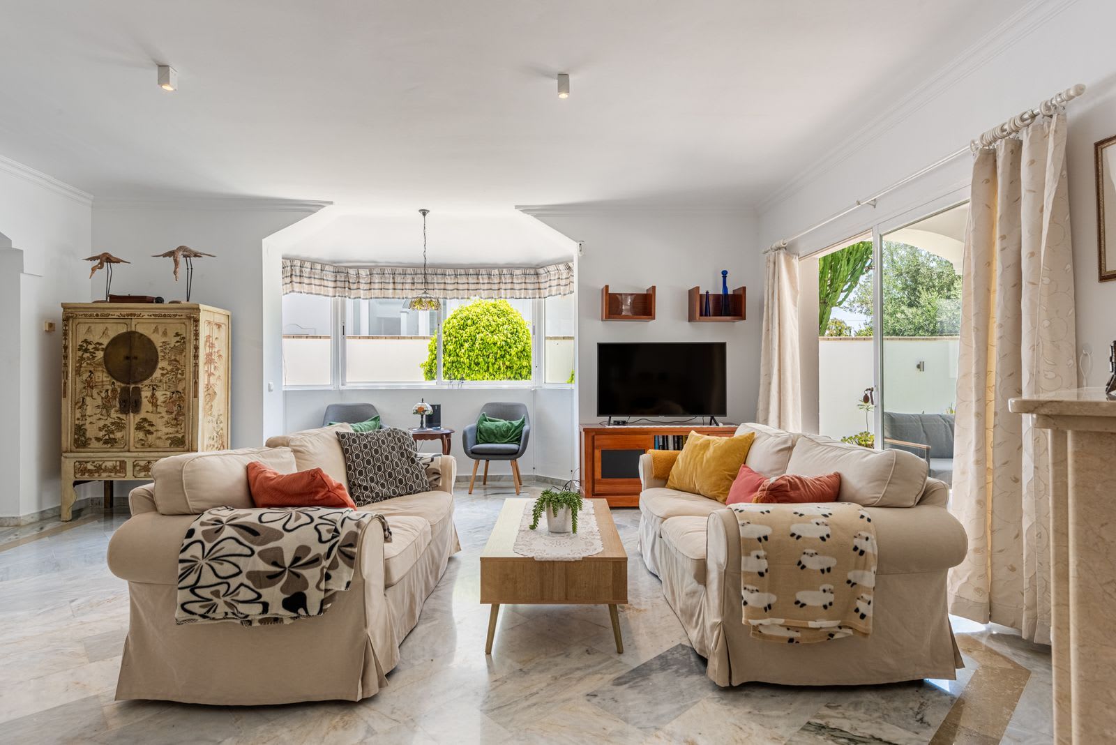 Villa til salgs i Atalaya, Bilde 3