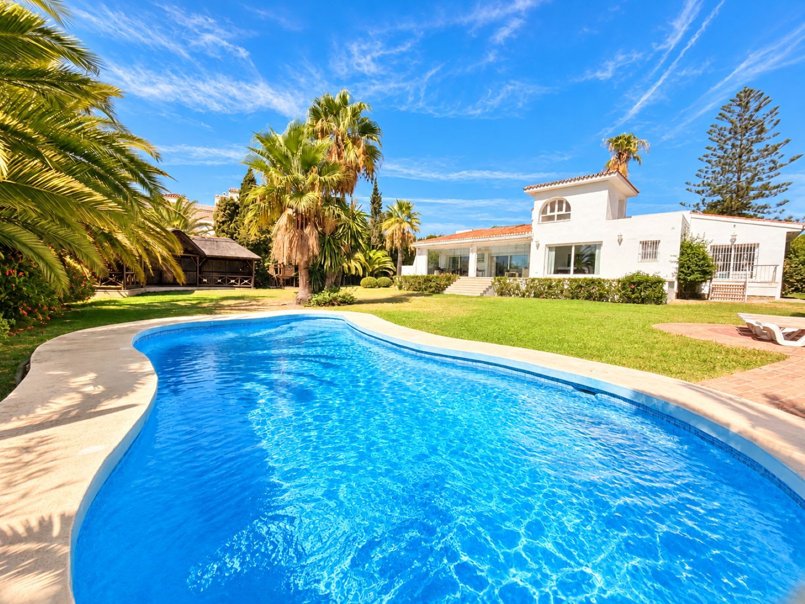 Villa til salgs i El Paraiso, Bilde 2
