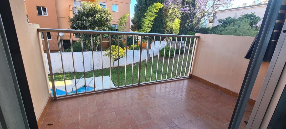 Leilighet midt i bygget til salgs i Torremolinos, Bilde 3