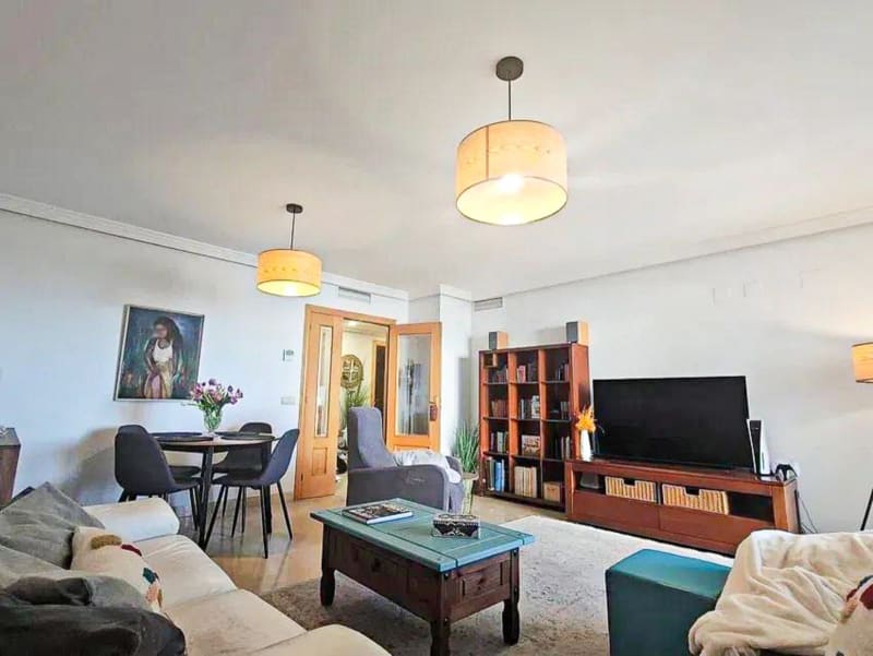 Leilighet midt i bygget til salgs i Selwo