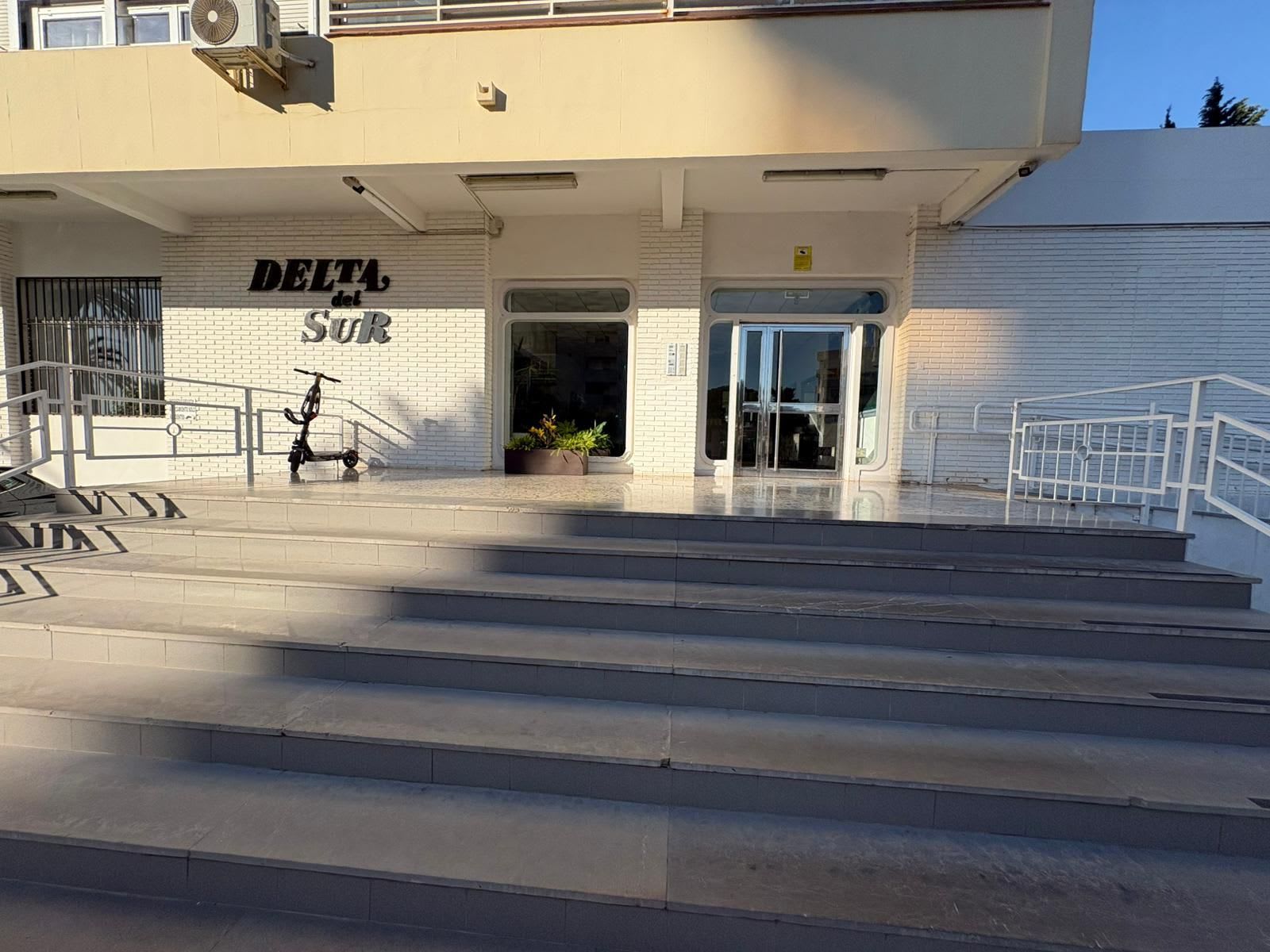 Leilighet midt i bygget til salgs i Arroyo de la Miel, Bilde 2