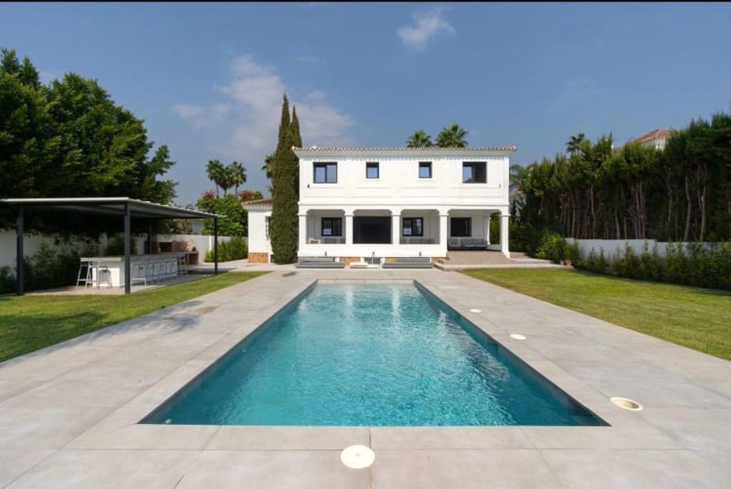 Villa til salgs i Marbella