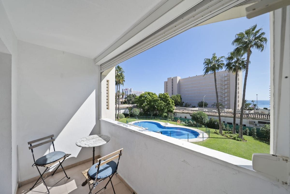 Leilighet midt i bygget til salgs i Torremolinos, Bilde 2
