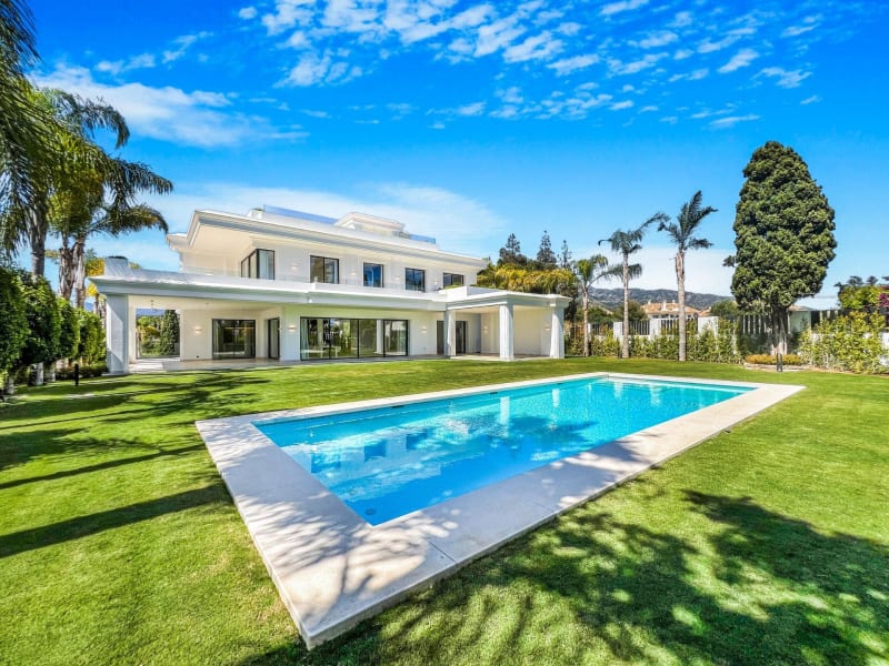 Villa til salgs i Marbella