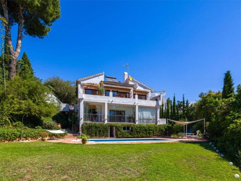 Frittliggende villa til salgs i El Rosario