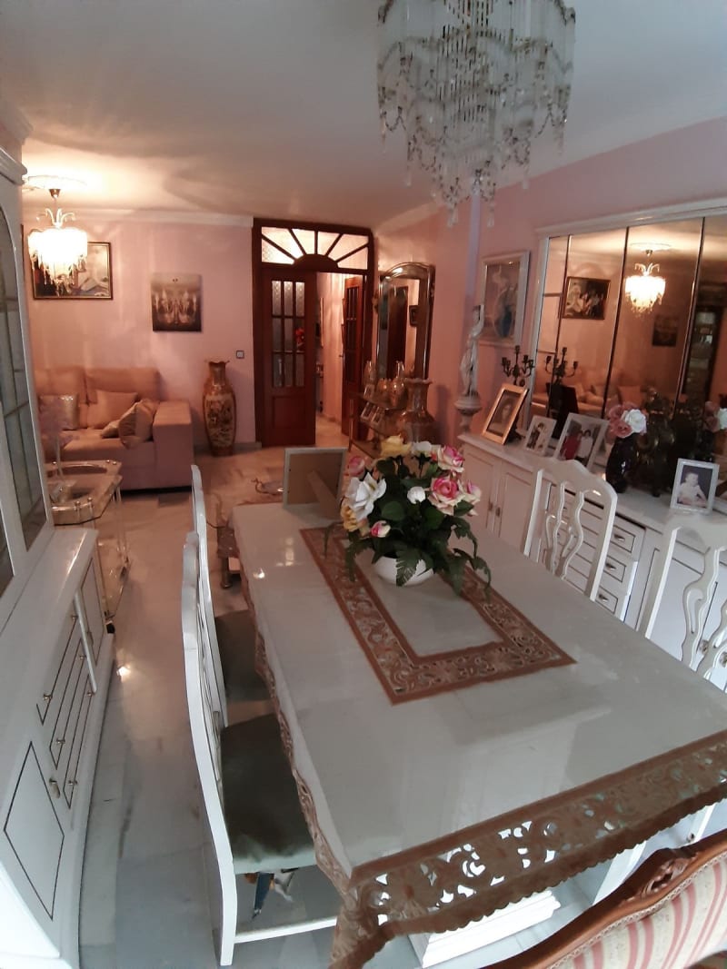 Frittliggende villa til salgs i Las Lagunas, Mijas