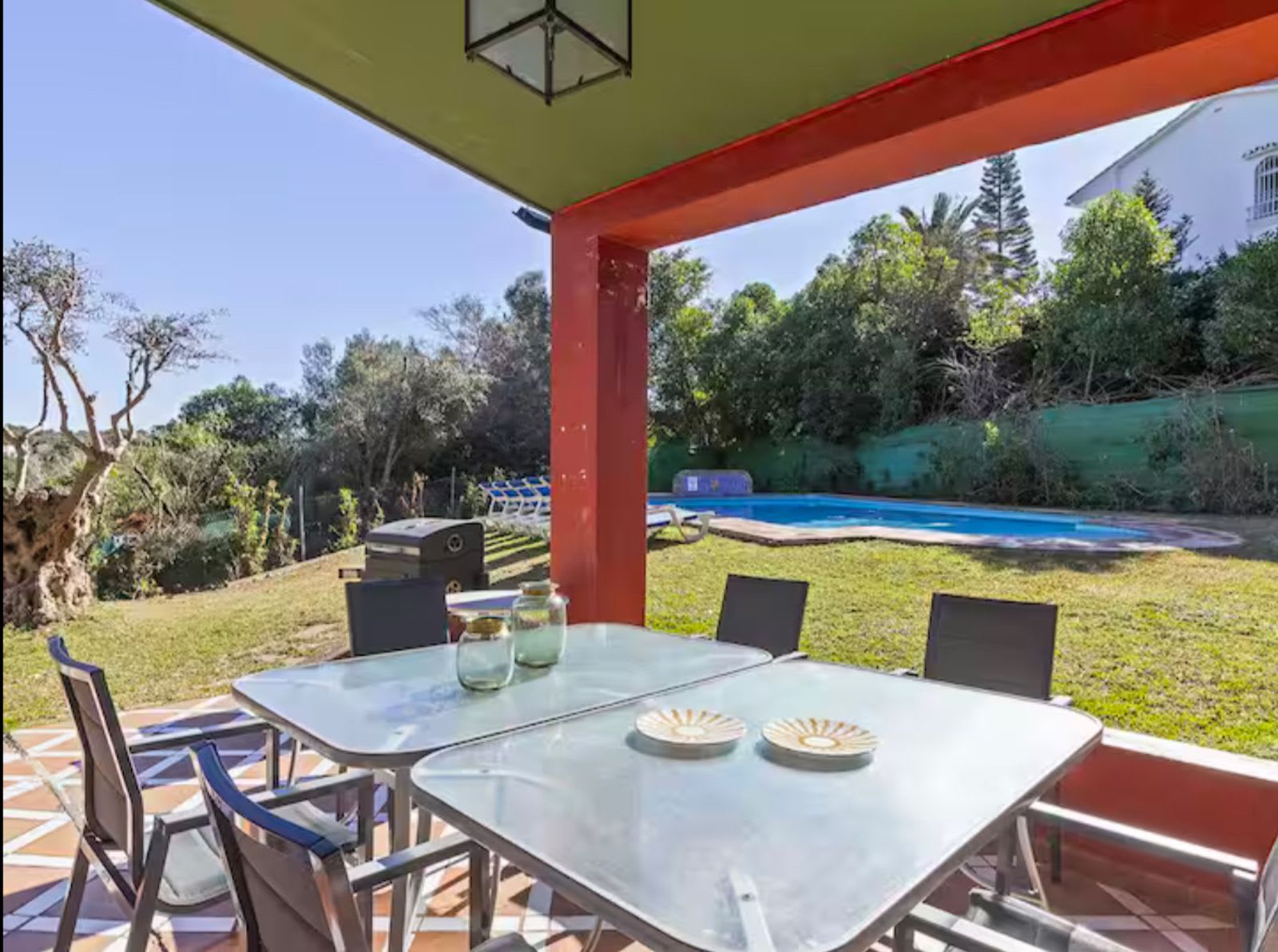 Frittliggende villa til salgs i Elviria, Marbella, Bilde 3