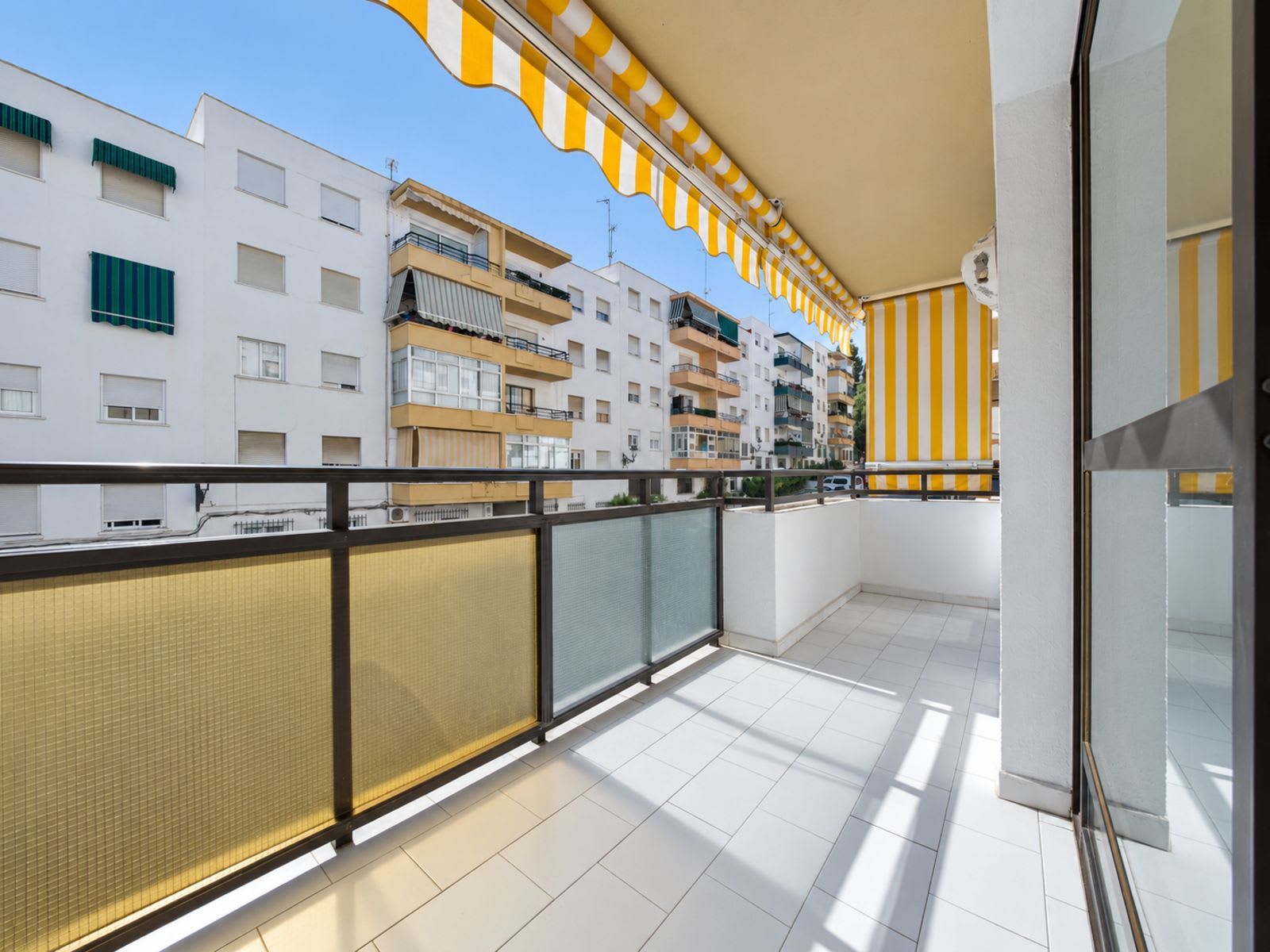 Leilighet til salgs i Estepona, Bilde 3