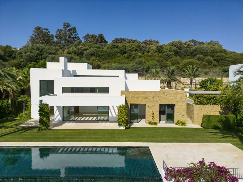 Frittliggende villa til salgs i Casares