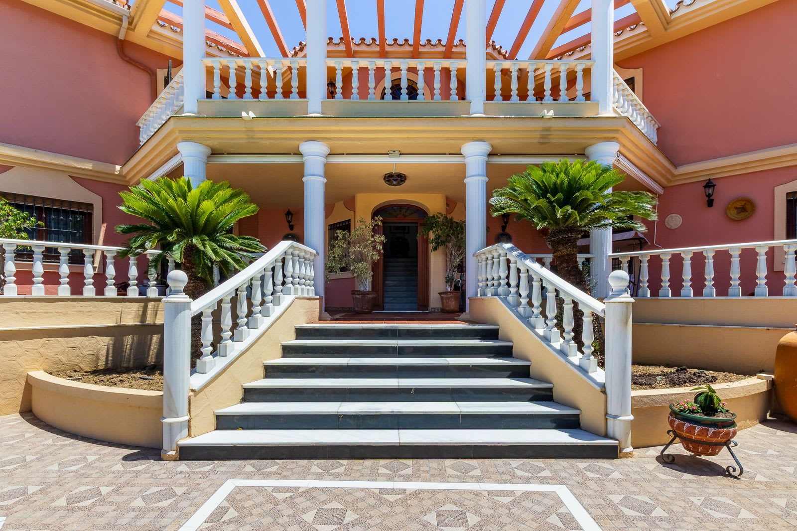 Villa til salgs i Torremolinos, Bilde 2