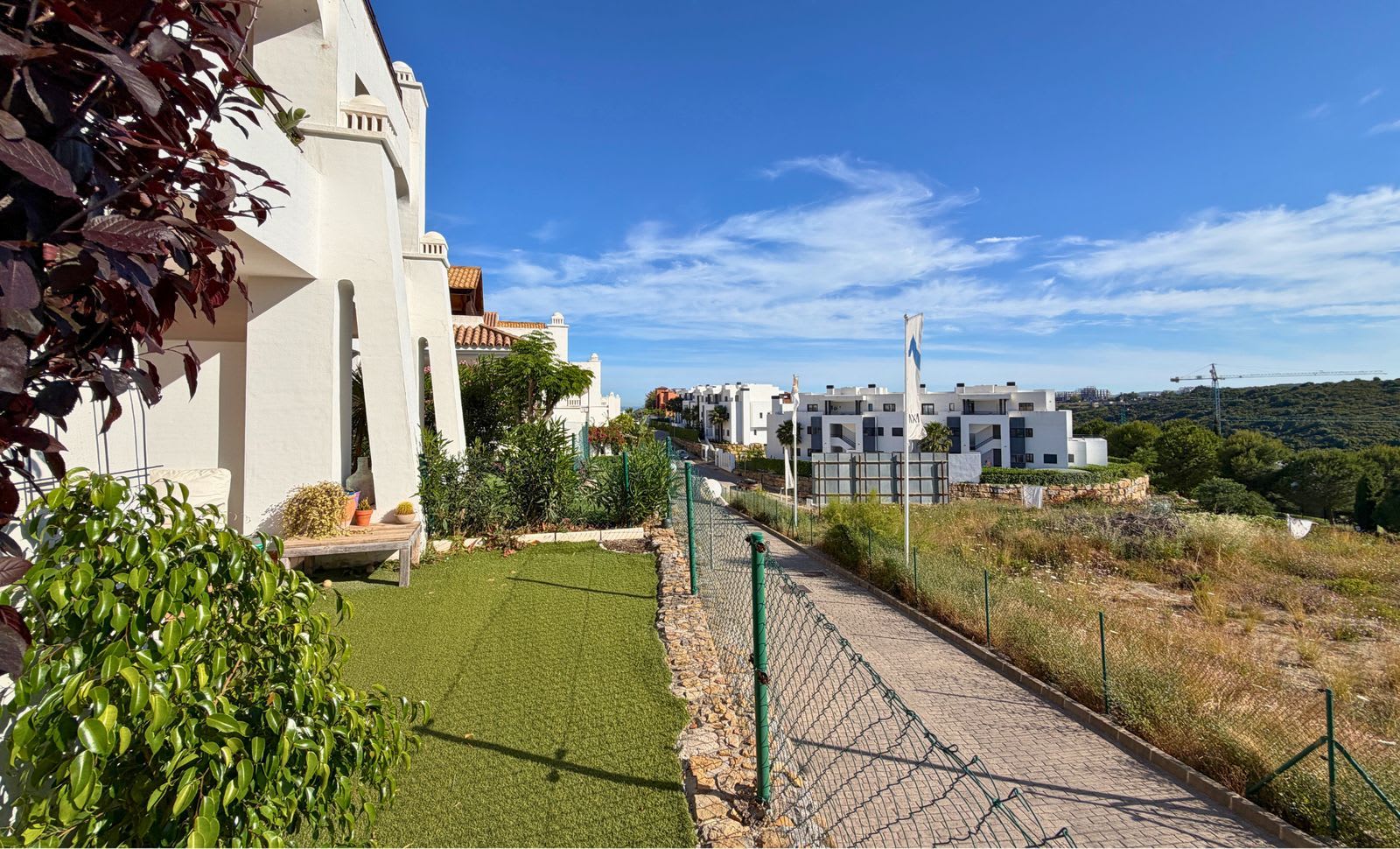 Leilighet i første etasje til salgs i Casares Playa, Bilde 2