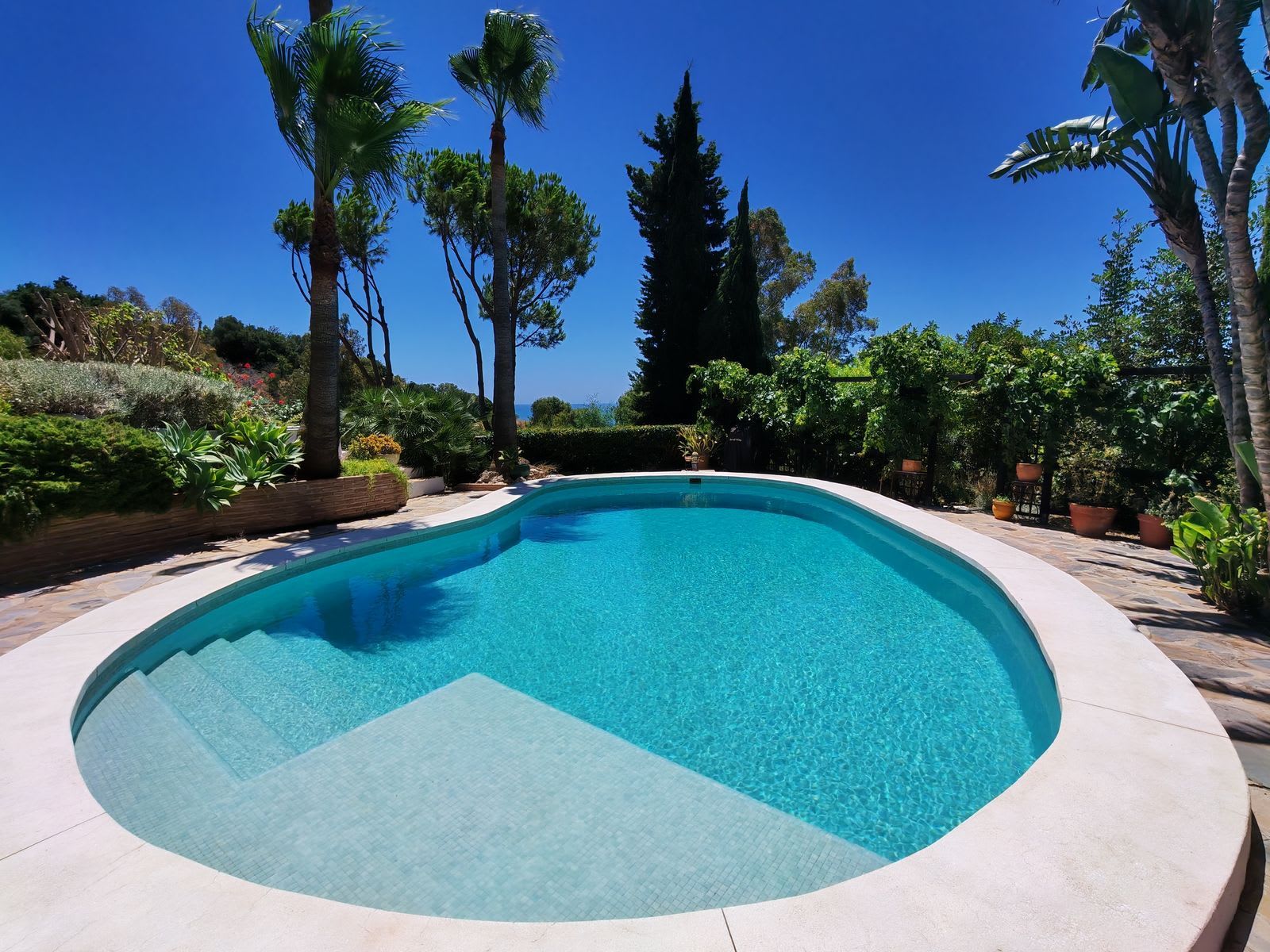 Villa til salgs i La Capellania, Benalmadena, Bilde 2