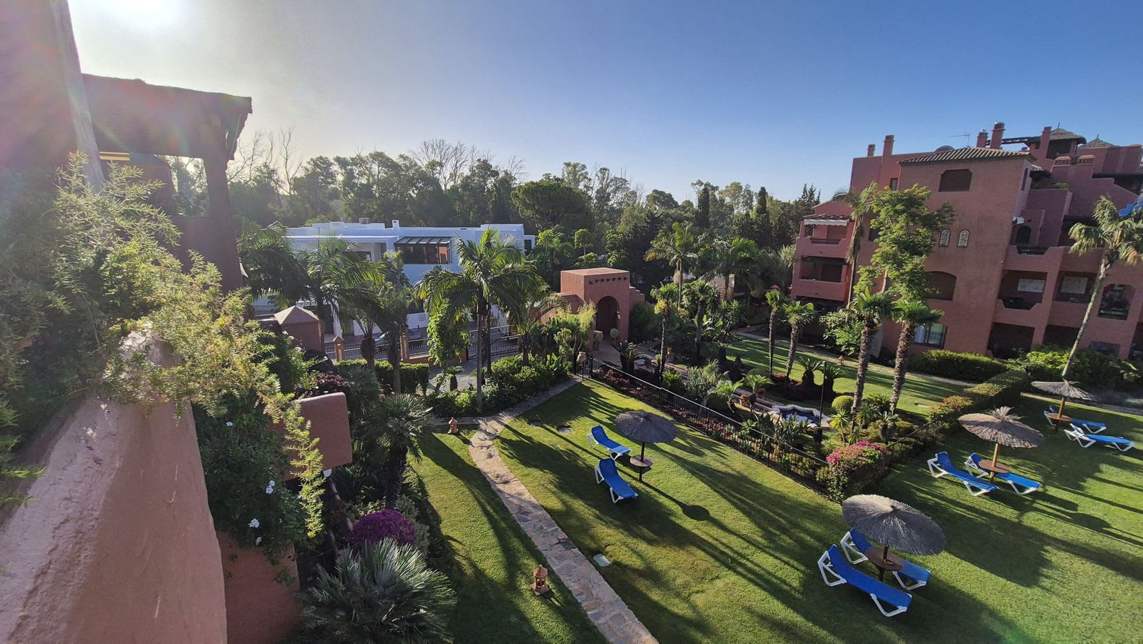 Toppleilighet til salgs i Estepona, Bilde 3