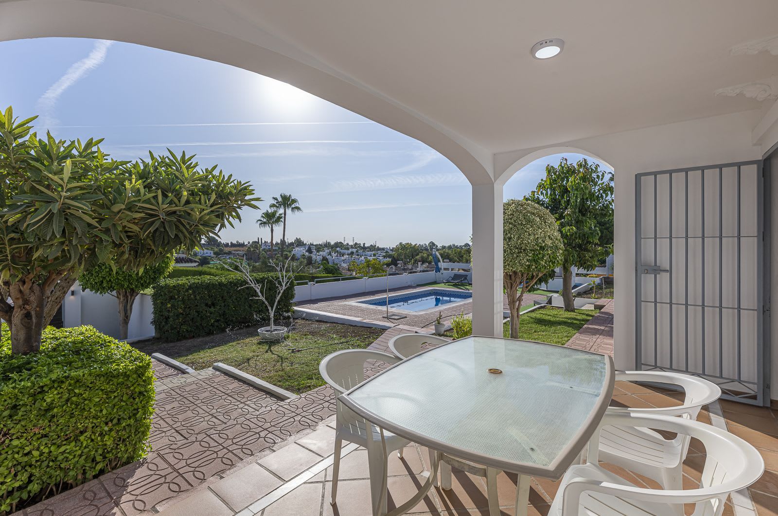 Villa til salgs i Estepona, Bilde 3