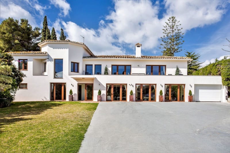 Frittliggende villa til salgs i San Pedro de Alcántara
