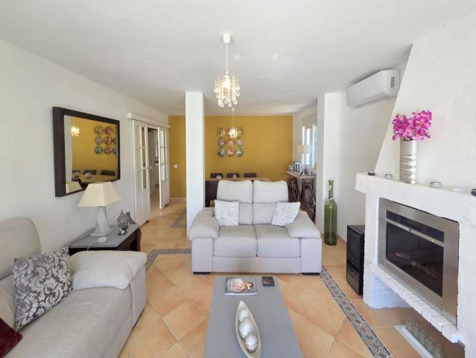 Villa til salgs i Manilva, Bilde 3
