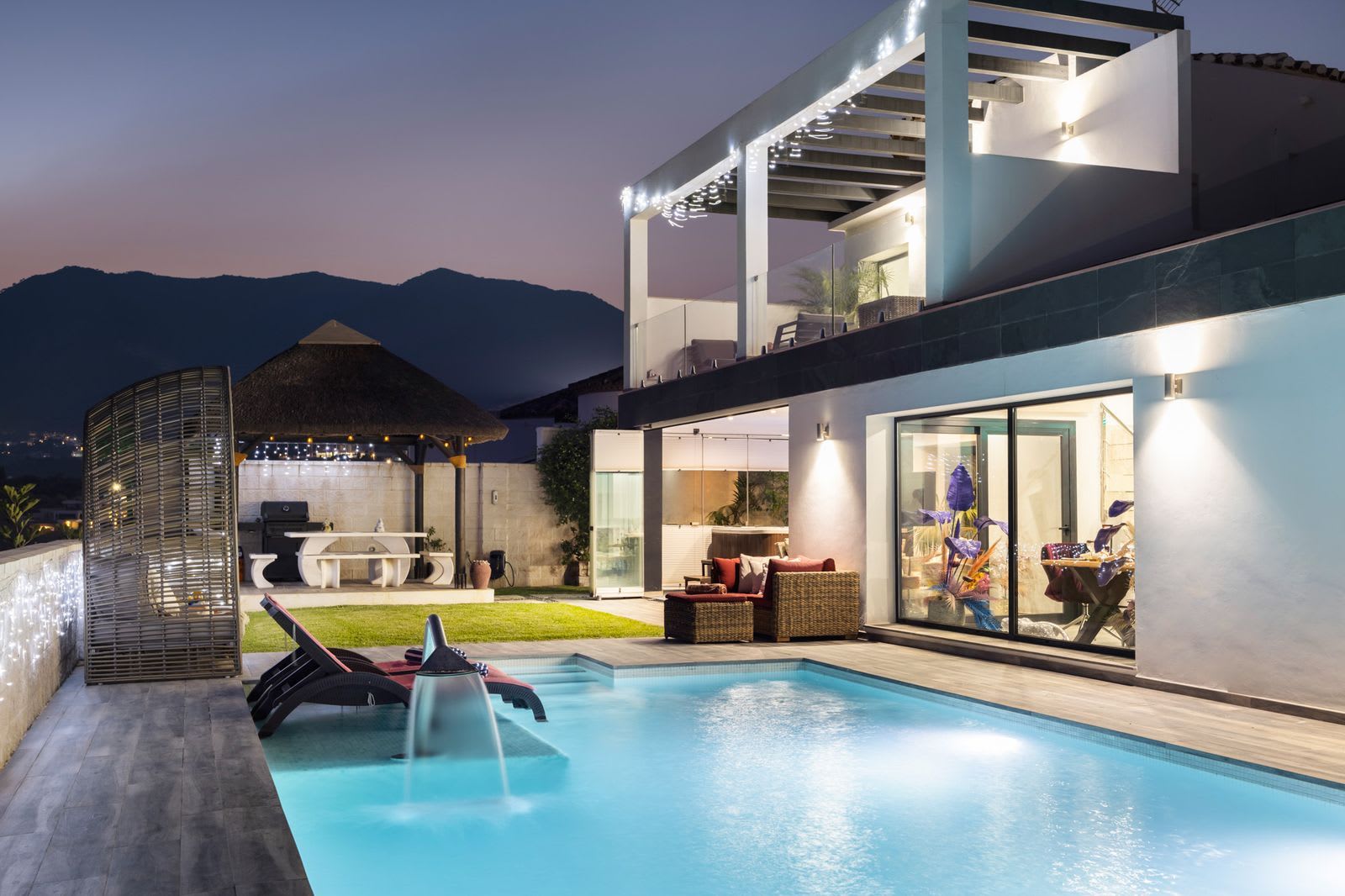 Frittliggende villa til salgs i Mijas Costa, Bilde 2