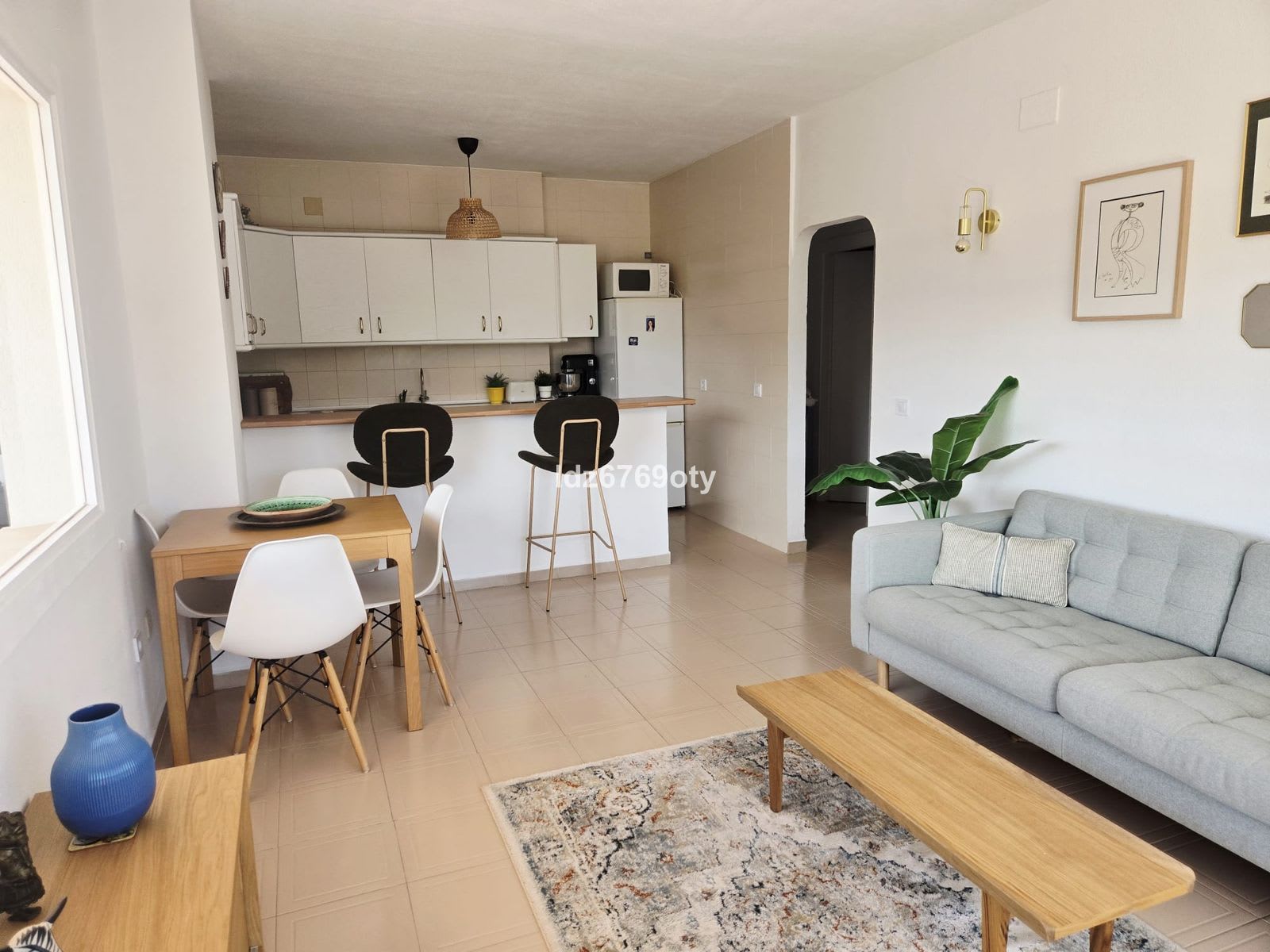 Leilighet midt i bygget til salgs i Benalmadena Costa, Bilde 2