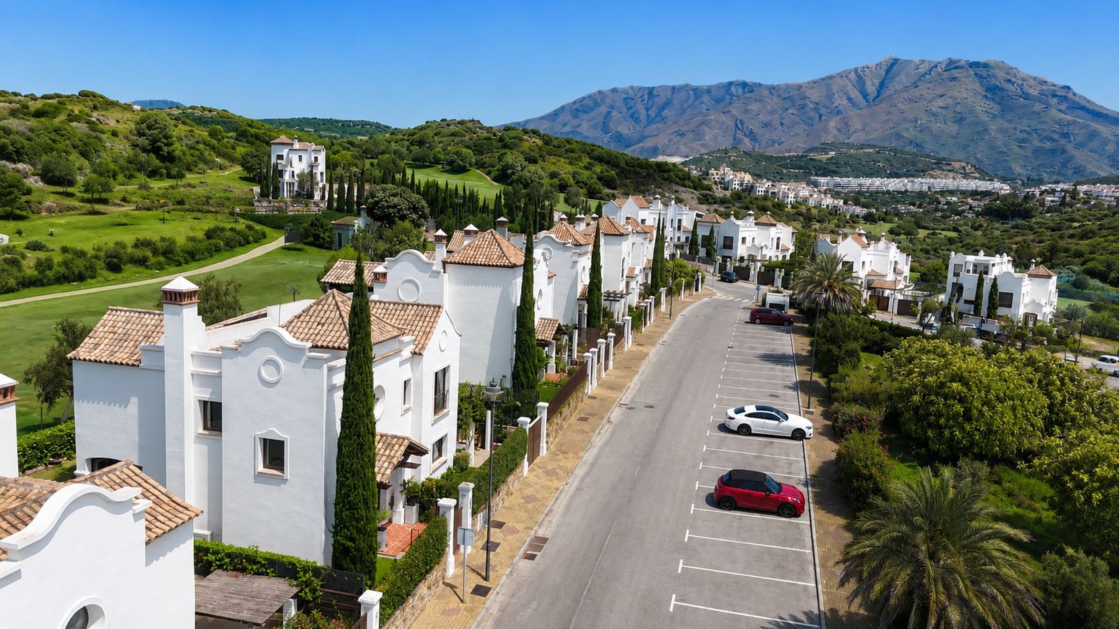 Villa til salgs i Estepona, Bilde 3