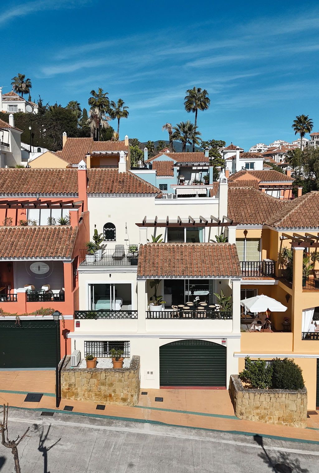 Rekkehus til salgs i Nueva Andalucía, Bilde 2