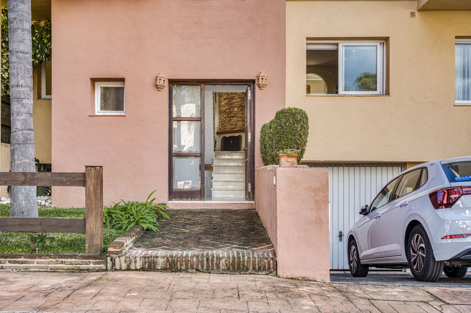 Rekkehus med 3 soverom til salgs i Marbella, Bilde 2