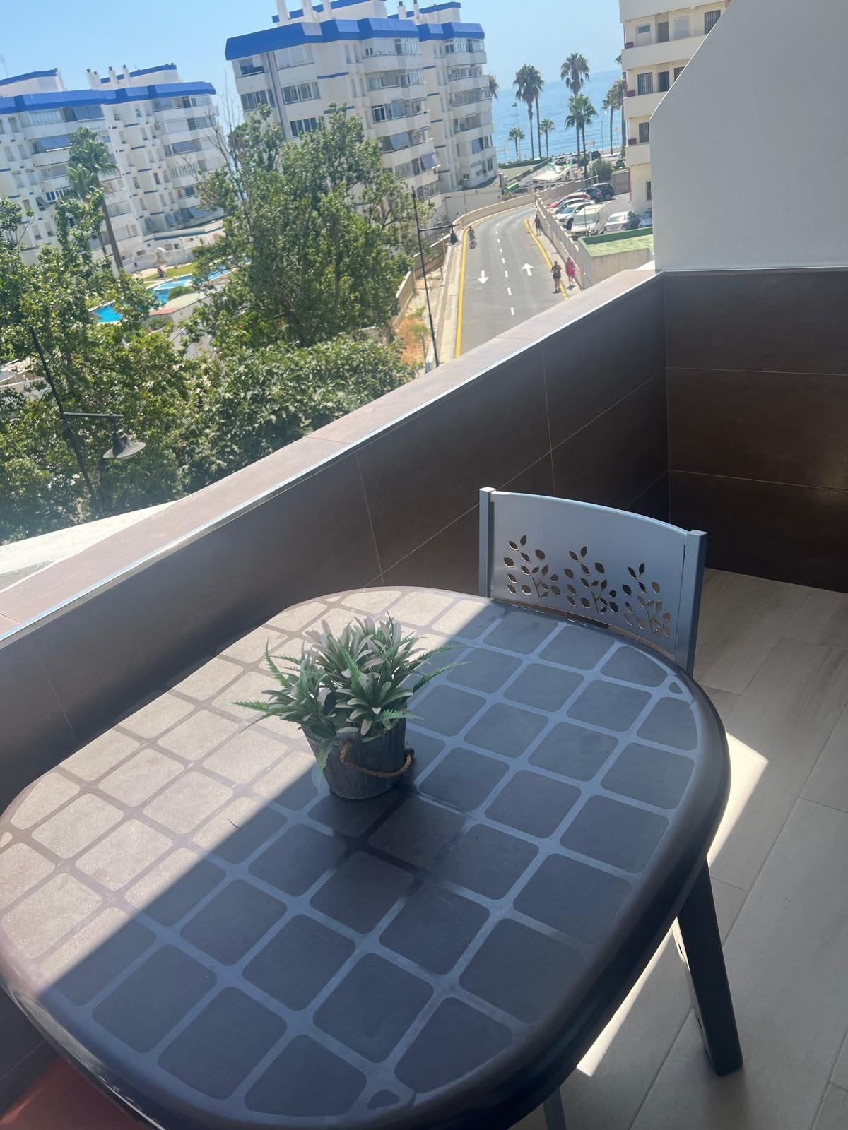 Leilighet midt i bygget til salgs i Benalmadena Costa, Bilde 2