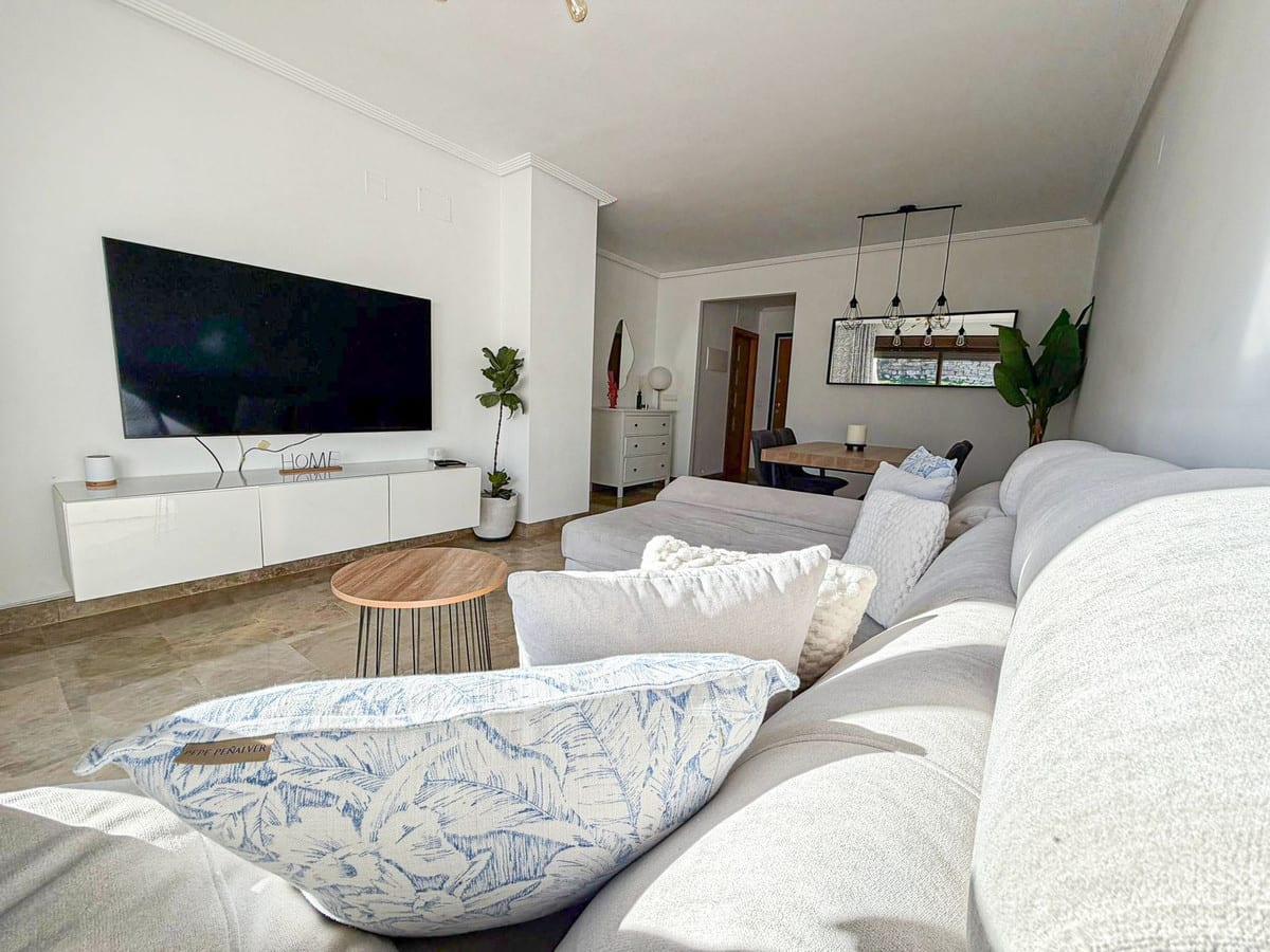 Leilighet midt i bygget til salgs i Selwo, Bilde 3