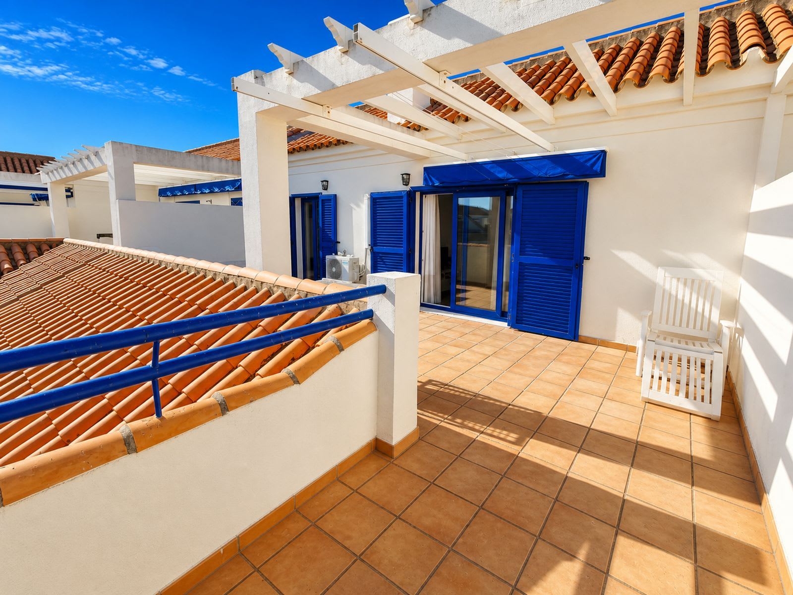 Penthouse til salgs i San Luis de Sabinillas, Bilde 3