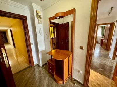 Leilighet midt i bygget til salgs i Málaga, Bilde 2
