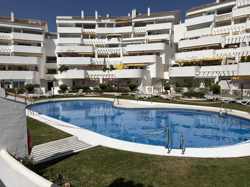 Leilighet midt i bygget til salgs i Nueva Andalucía