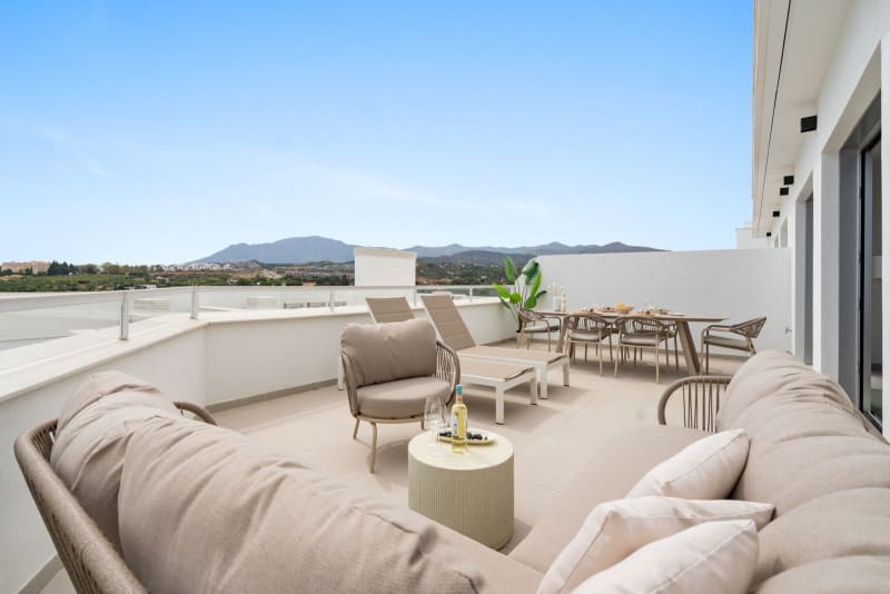 Toppleilighet til salgs i Estepona