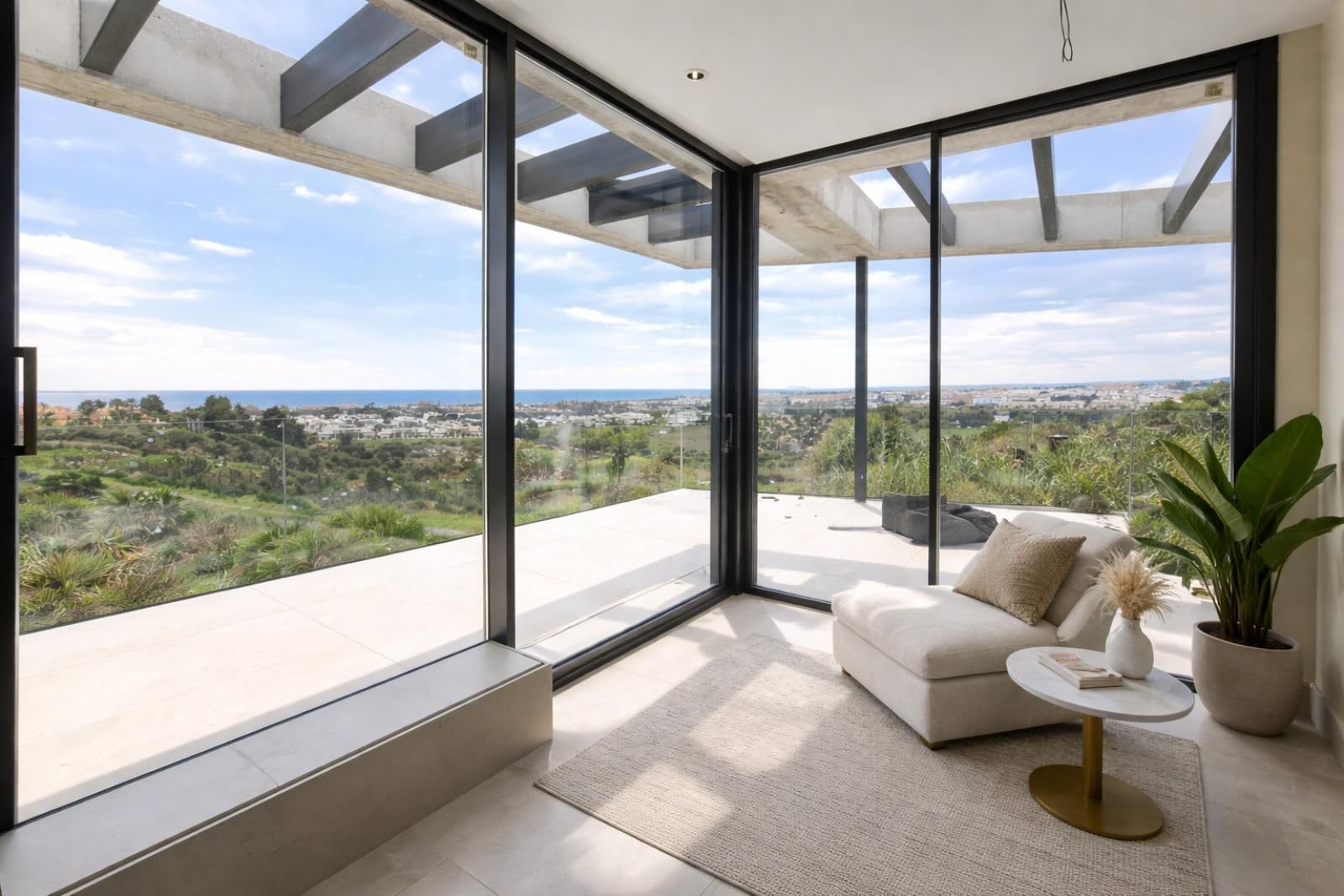 Frittliggende villa til salgs i Nueva Andalucía, Bilde 2