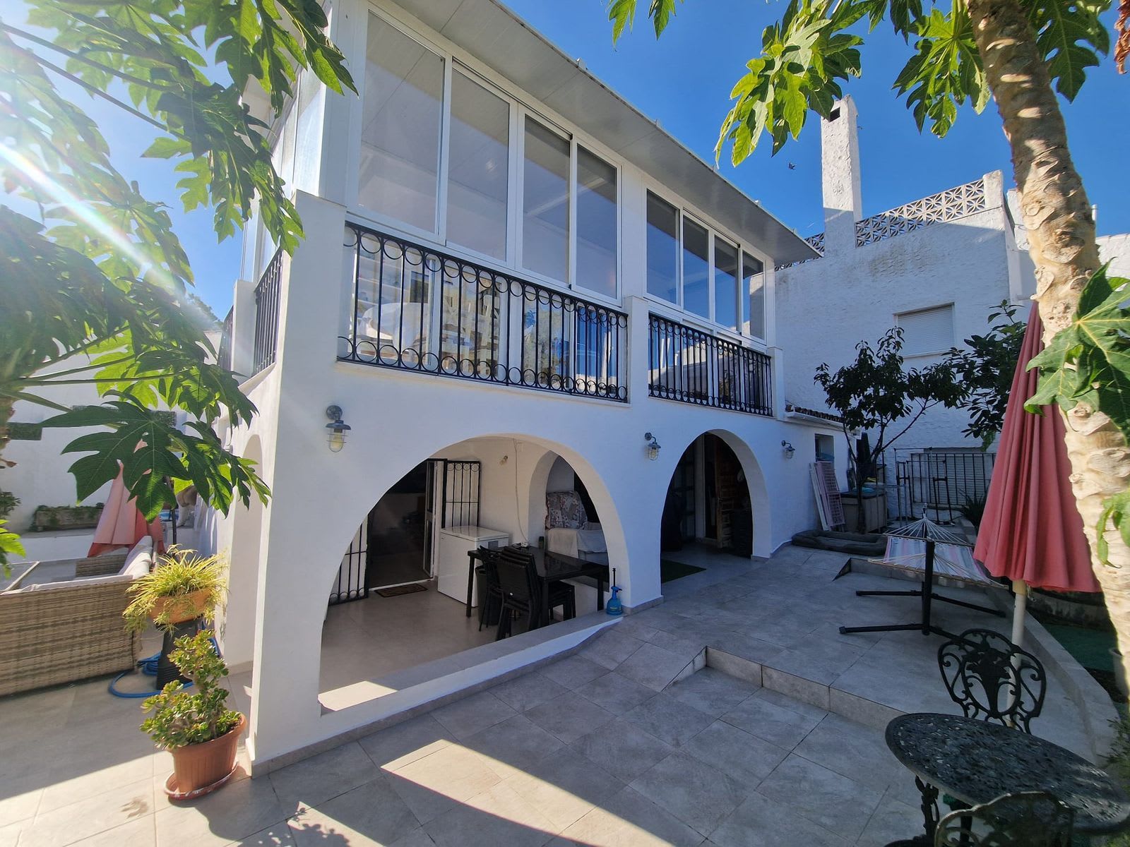 Rekkehus med 3 soverom til salgs i Estepona, Bilde 2