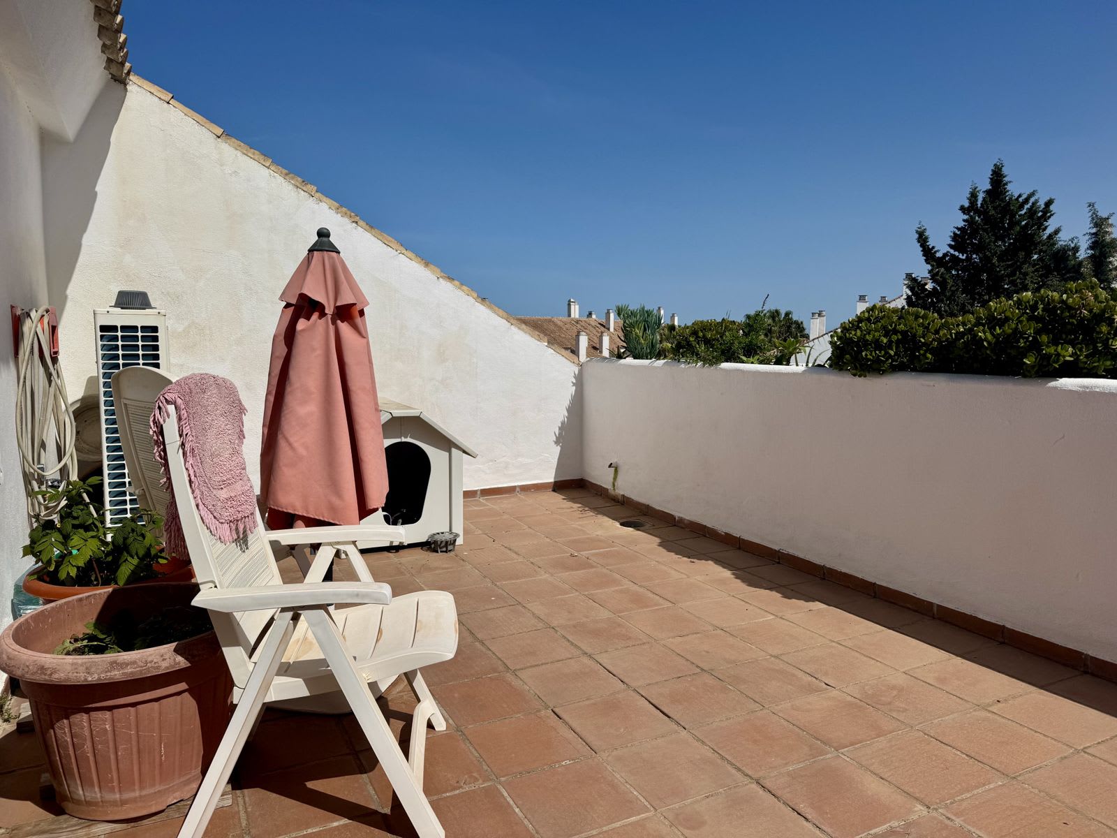Duplex-penthouse til salgs i Guadalmina Baja, Bilde 3