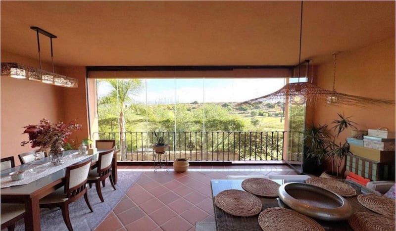 Rekkehus med 3 soverom til salgs i Estepona