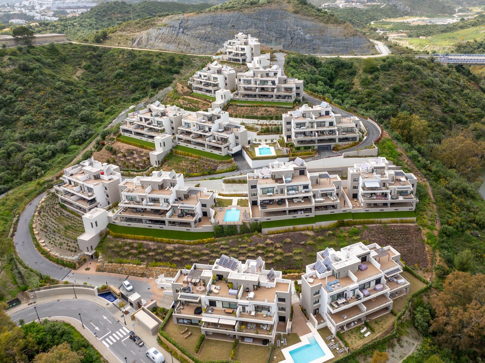 Leilighet midt i bygget til salgs i Nueva Andalucía, Bilde 2